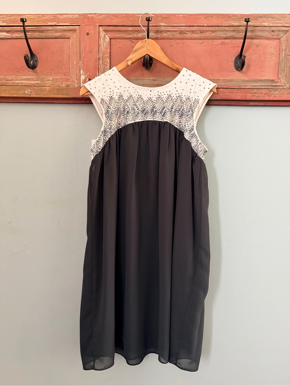 Black and White Sleeveless Evening Dress with Embellished Yoke